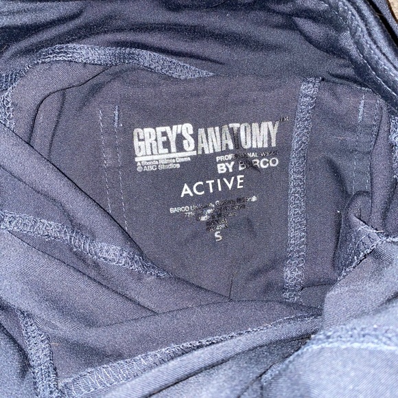 Greys Anatomy Scrubs - Picture 5 of 6